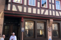 Das Geburtshaus von Grimmelshausen in Gelnhausen, des Autors des "Simplicissimus"     Foto: Link